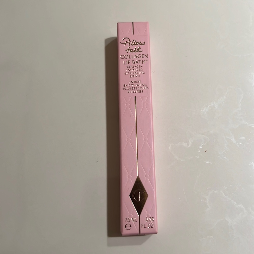 Charlotte Tilbury COLLAGEN LIP BATH in
PILLOW TALK